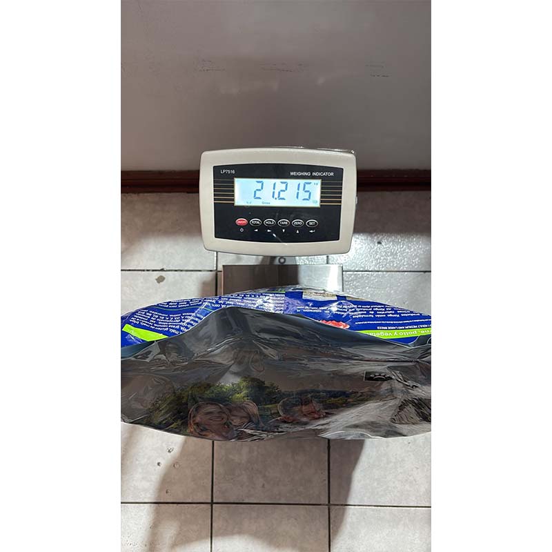 kongo-alimento-adulto-mediano-y-grande-rasgado-sellado