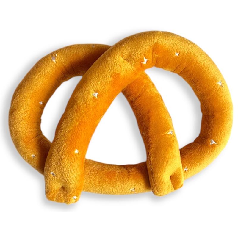 paw-day-peluche-pretzel